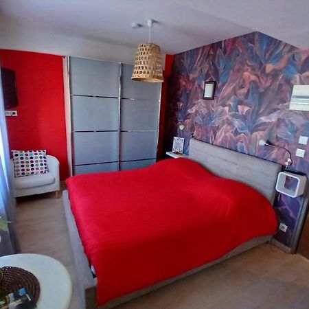 Hotel Le 116 Ґравлін Екстер'єр фото